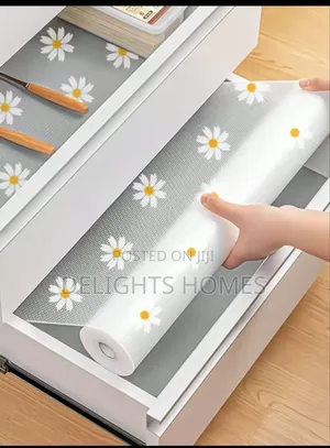 *Daisy Pattern Kitchen Drawer Liners _Car
