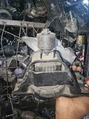 Extrail New Model T32 Engine Mounting