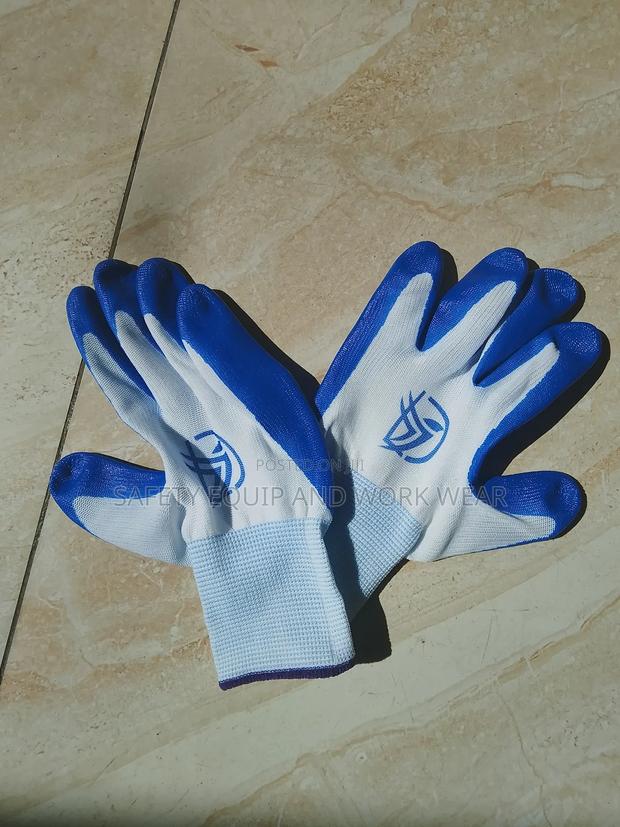 Diamond Grip Protective Gloves