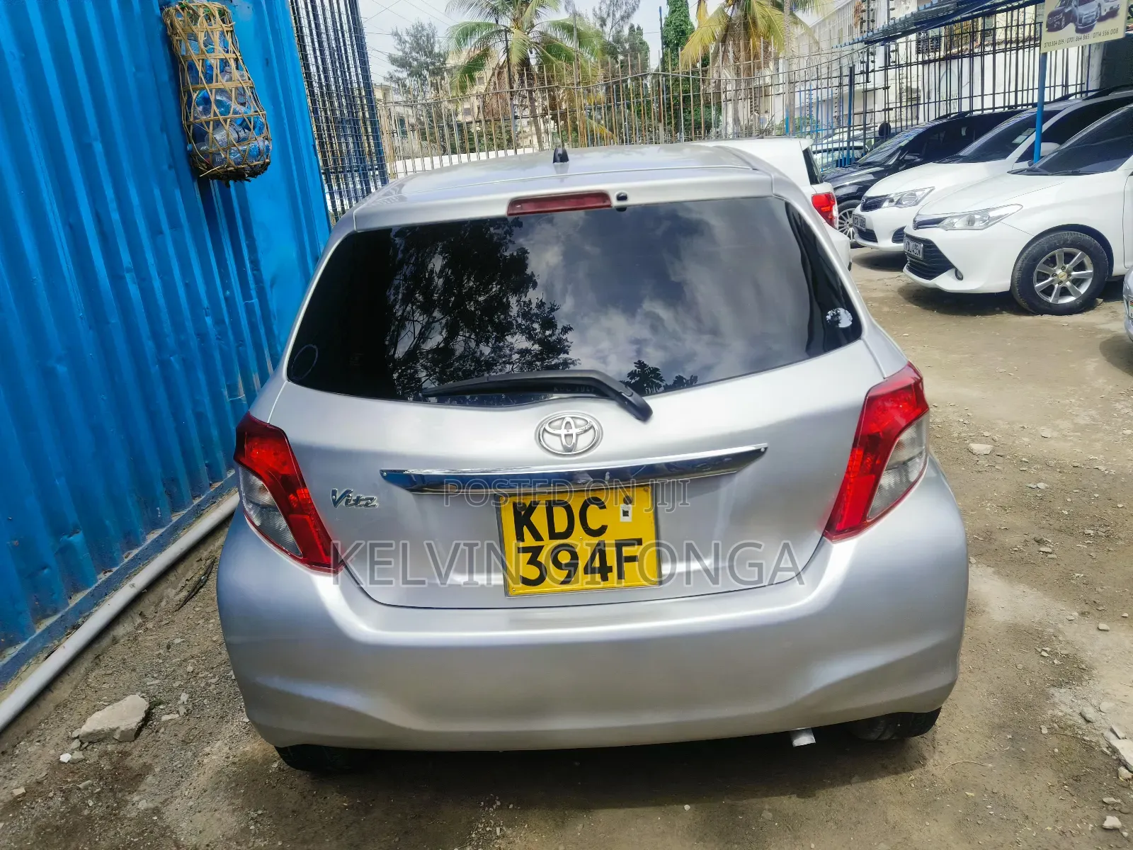 Toyota Vitz 2015 Silver