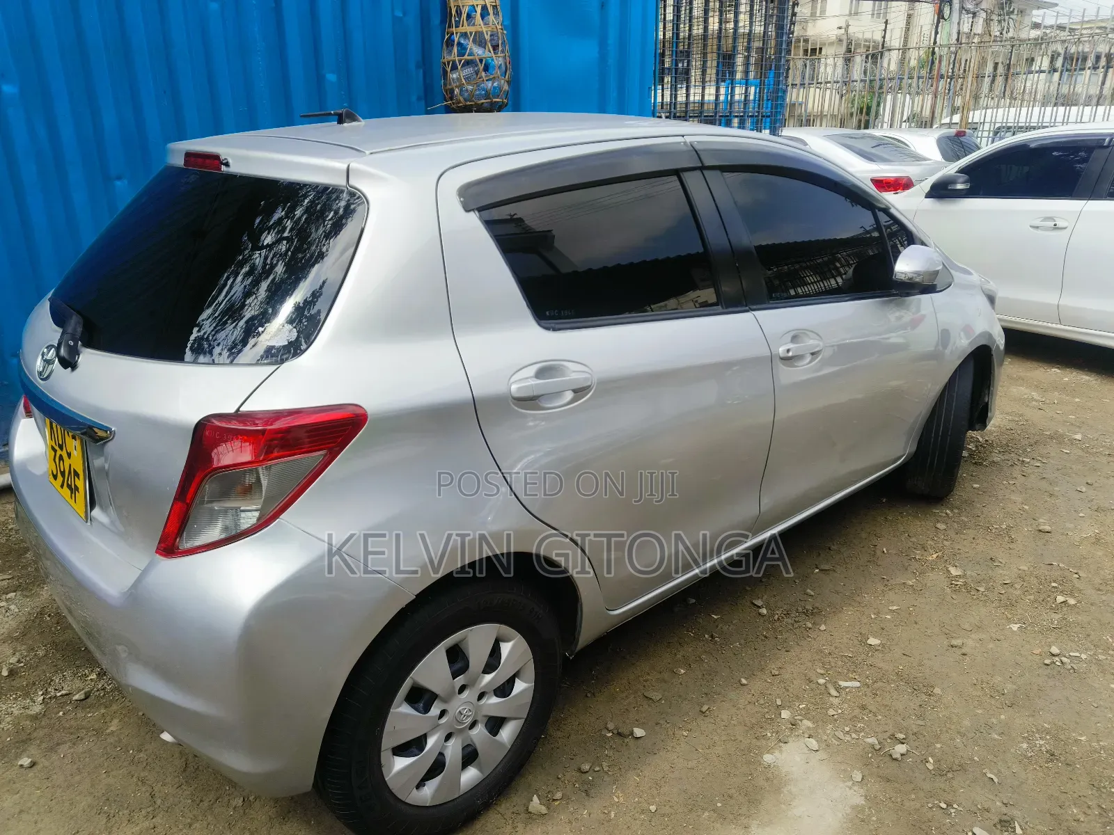 Toyota Vitz 2015 Silver