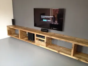 Pallet Tv Table
