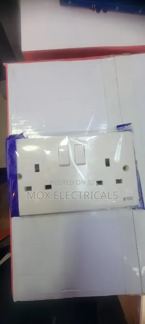 Twin Socket