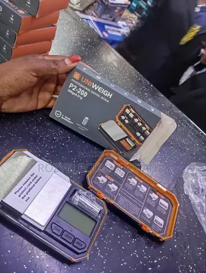 Unweigh Digital Scale Ring and Gold Scales