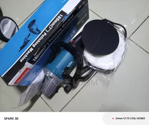Makita 7" Polisher Machine