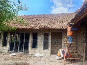 Makuti Thatchers, Professional Roofing