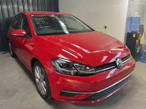 Volkswagen Golf TSI S FWD 2018 Red