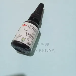 Automotive Glass Crack Repair Glue Bond