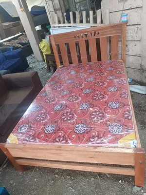 4 X 6 Bed and Mattress