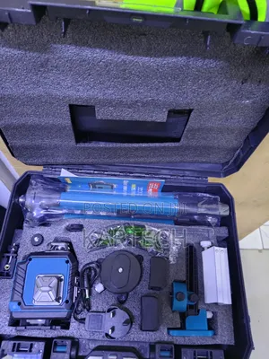 Makita Laser Level With Digital Display