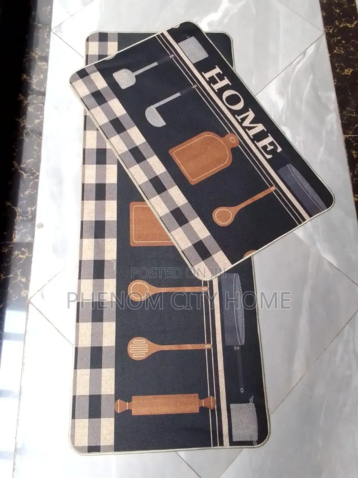 Checked Quality Design Kitchen Rug Set