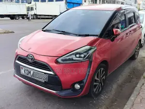 Toyota Sienta 2016 Burgundy