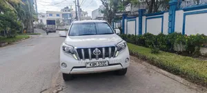Toyota Land Cruiser Prado 2.8 2017 White