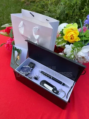 Valentine's Men's Watch Gift Pack