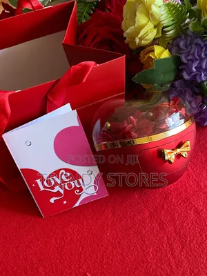 I Love You Heart Necklace With Red Roses