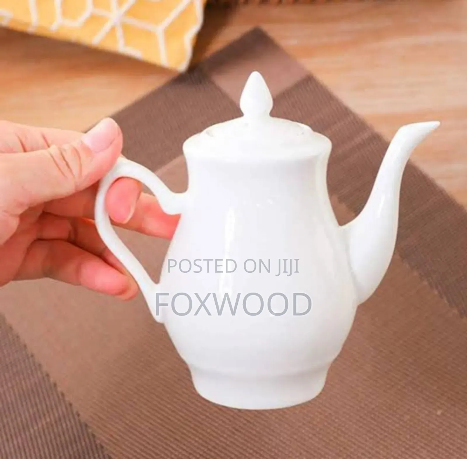 Ceramic Fancy White Kettle 700ml