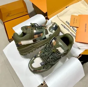 Louis Vuitton Trainer Max Sneakers