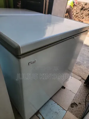 Deep Medium Capacity Freezer