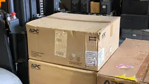 APC Smart-Ups C 3000va LCD 230V