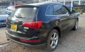 Audi Q5 2011 Black