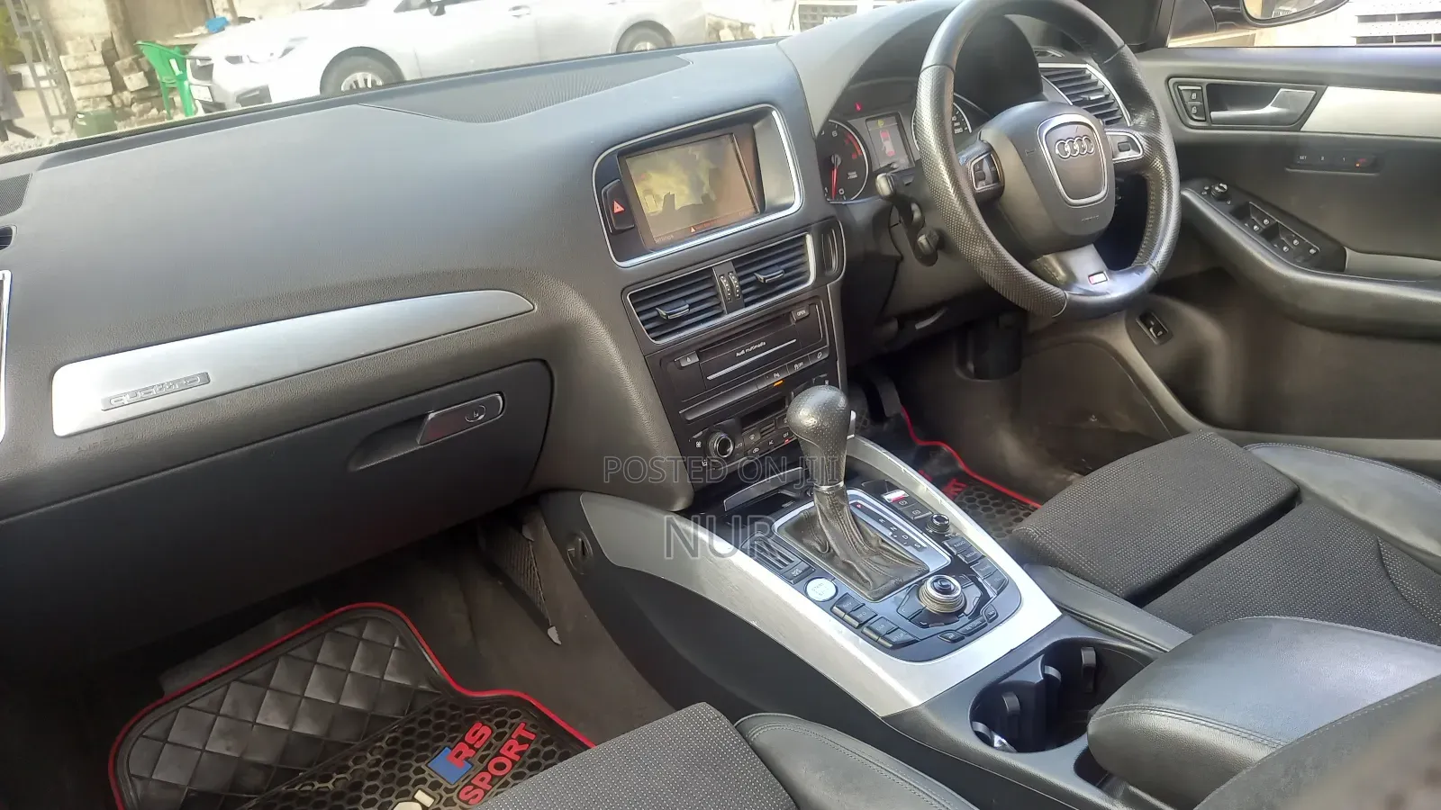 Audi Q5 2011 Black