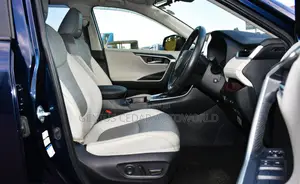 Toyota RAV4 2020 Blue