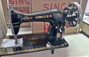 Complete Singer Sewing Machine/ Singer Sewing Machine