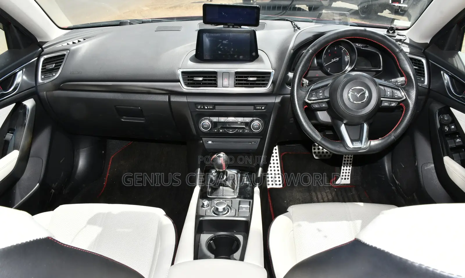 Mazda Axela 2017 Beige