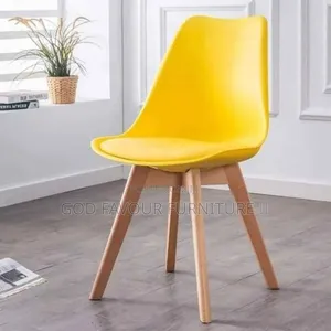 Yellow Wooden Leg Chairs Rd9ye