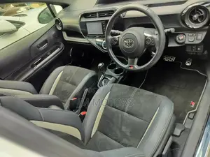Toyota Aqua 2018 White
