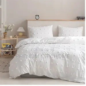 White Tufted Dot Design Duvet Cove Set
