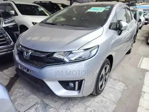 Honda Fit 2017 Silver
