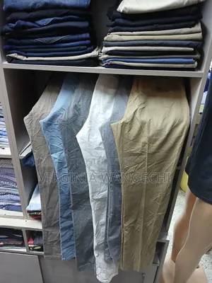 Men Khaki Trousers Mtumba