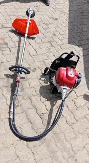 4 Stroke Brush Cutter