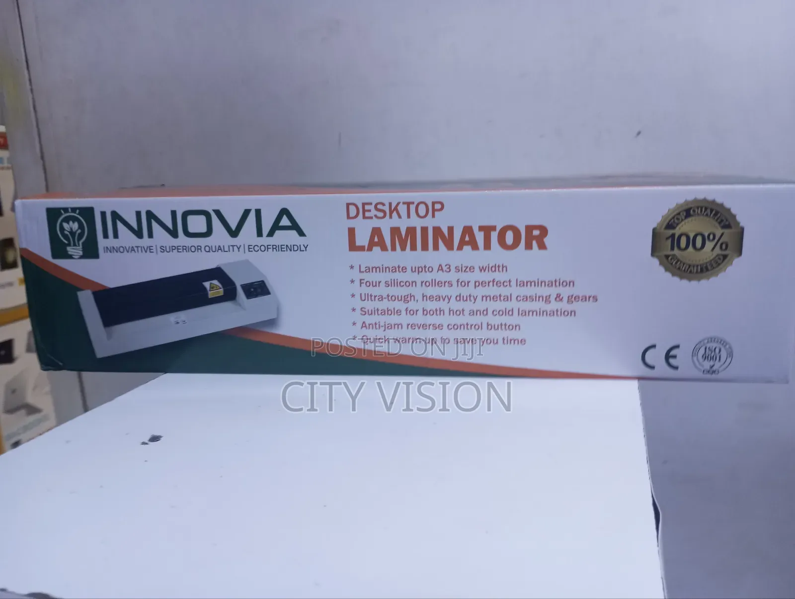 Innovia Desktop Laminator