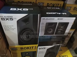 Bx5 D3 M-Audio Monitors