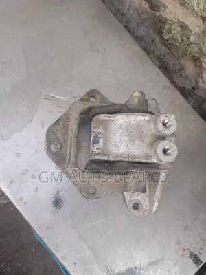 Suzuki Sx4 Gearbox Mount