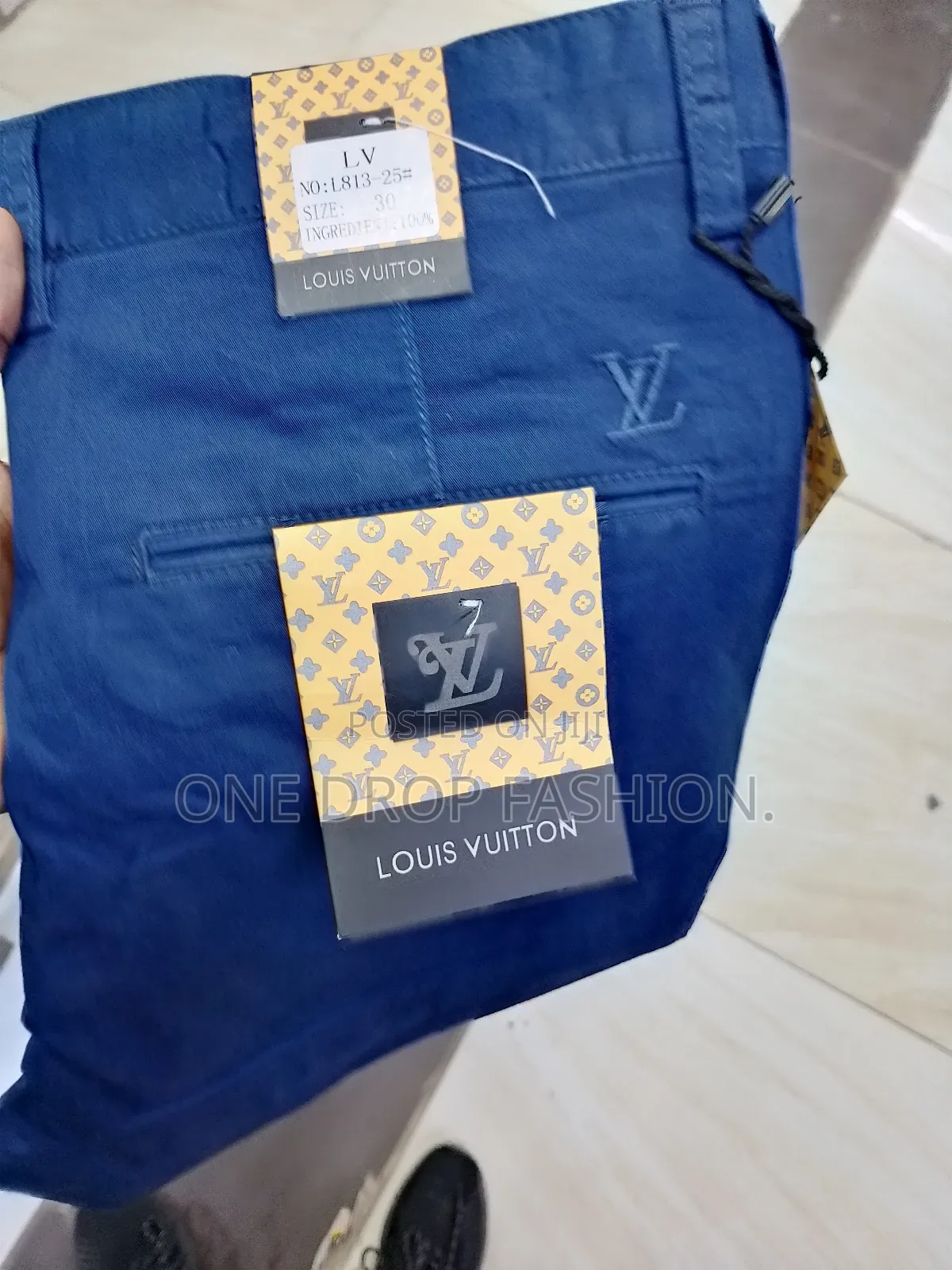 L18325 Khakis