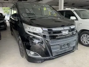 Toyota Noah 2.0 AWD (7 Seater) 2018 Black
