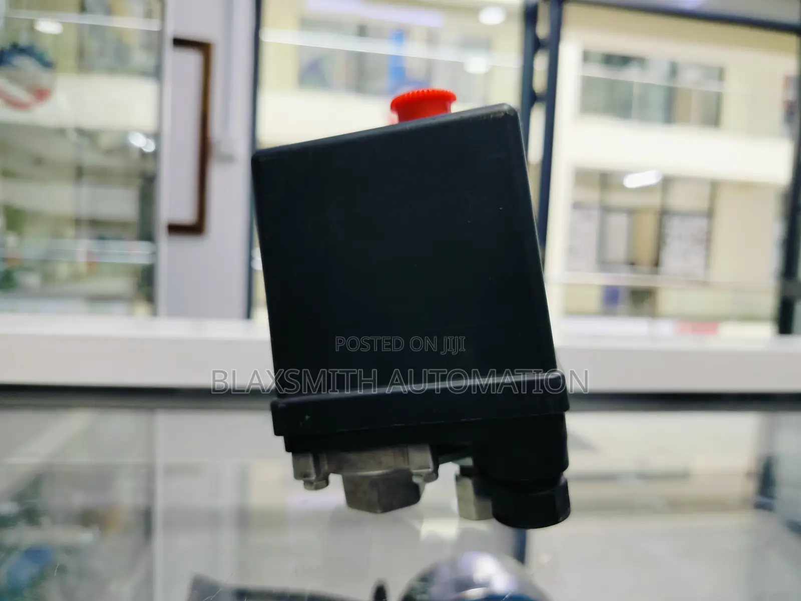 Ne-Ma Pressure Switch