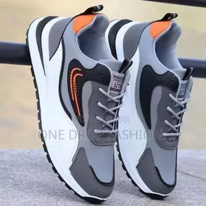 Sports Shoes U45