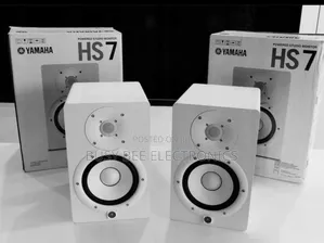 Yamaha Hs7 100-Watt Series Monitor, Black