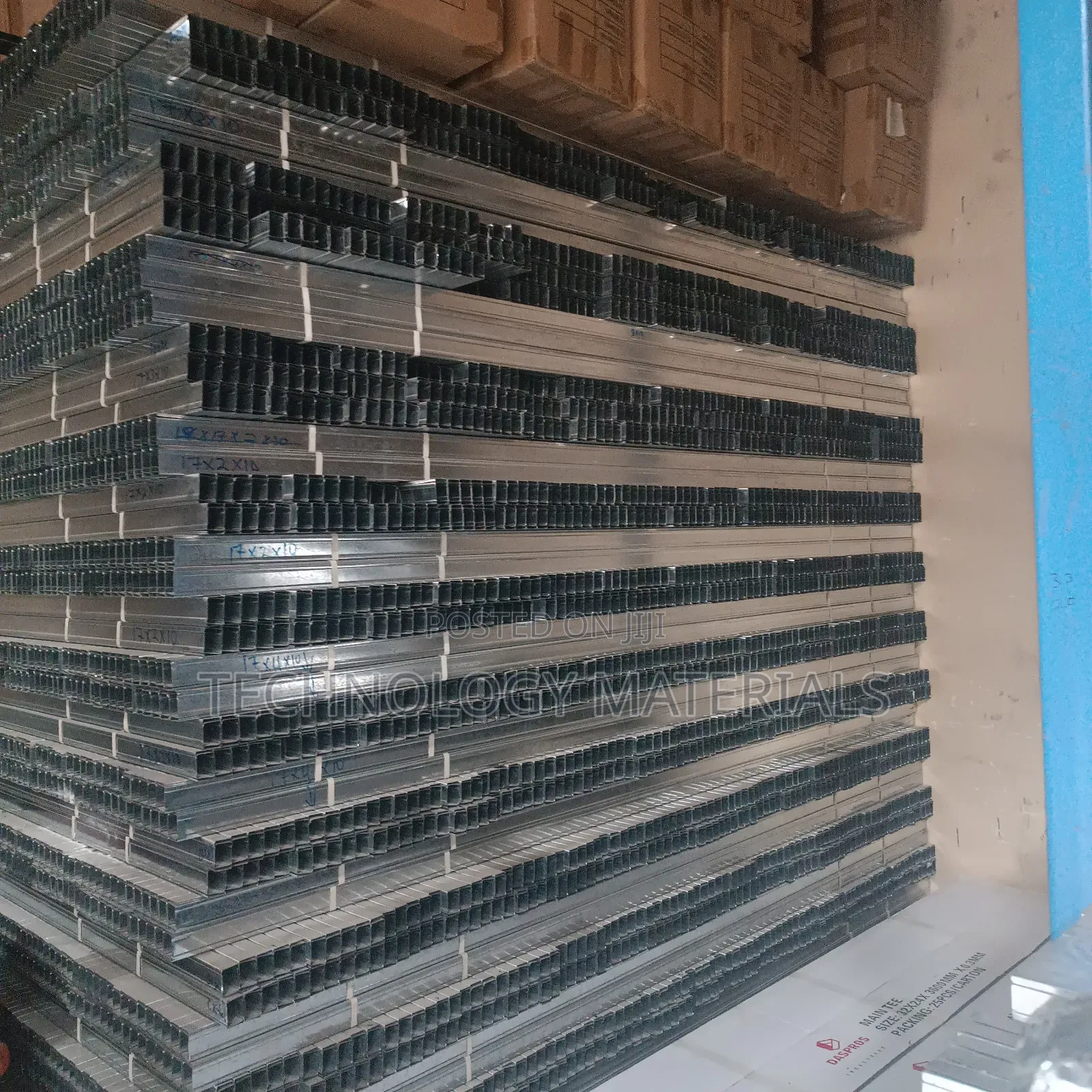 Rail for Gypsum 75mm