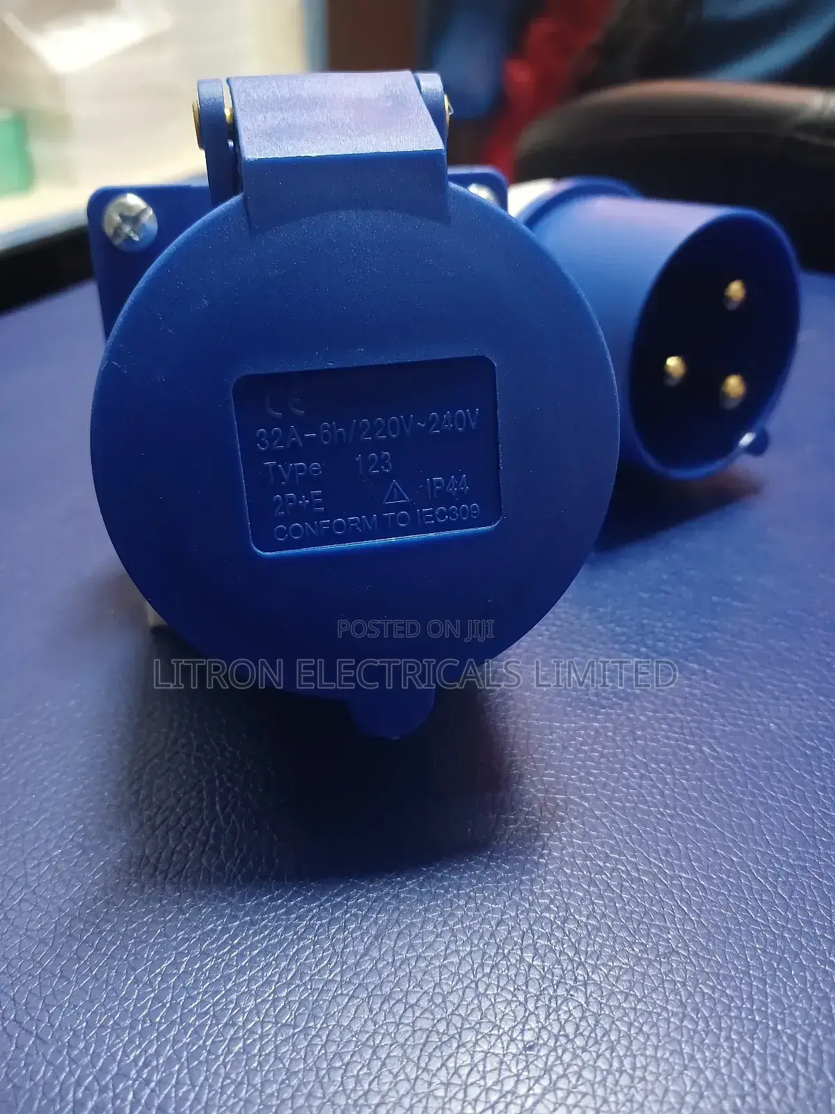 Industrial Plugs