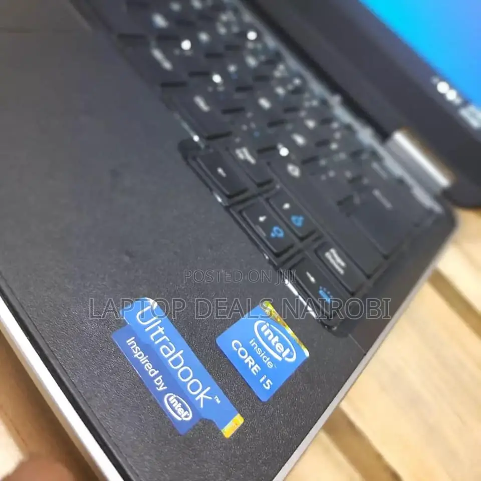 Laptop Dell Latitude E7240 8GB Intel Core I5 SSD 256GB