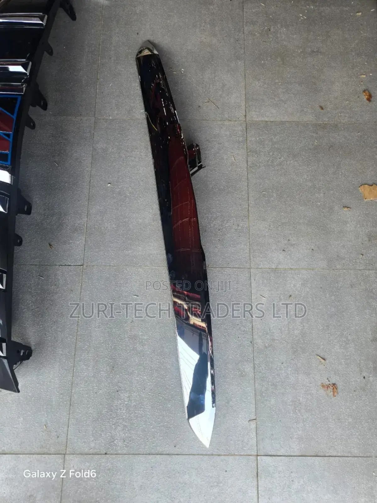 Bonnet Chrome Velfire/ Alphard