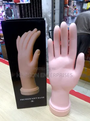 Soft Hand Nails Training Dummy