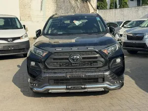 Toyota RAV4 Adventure 2019 Black