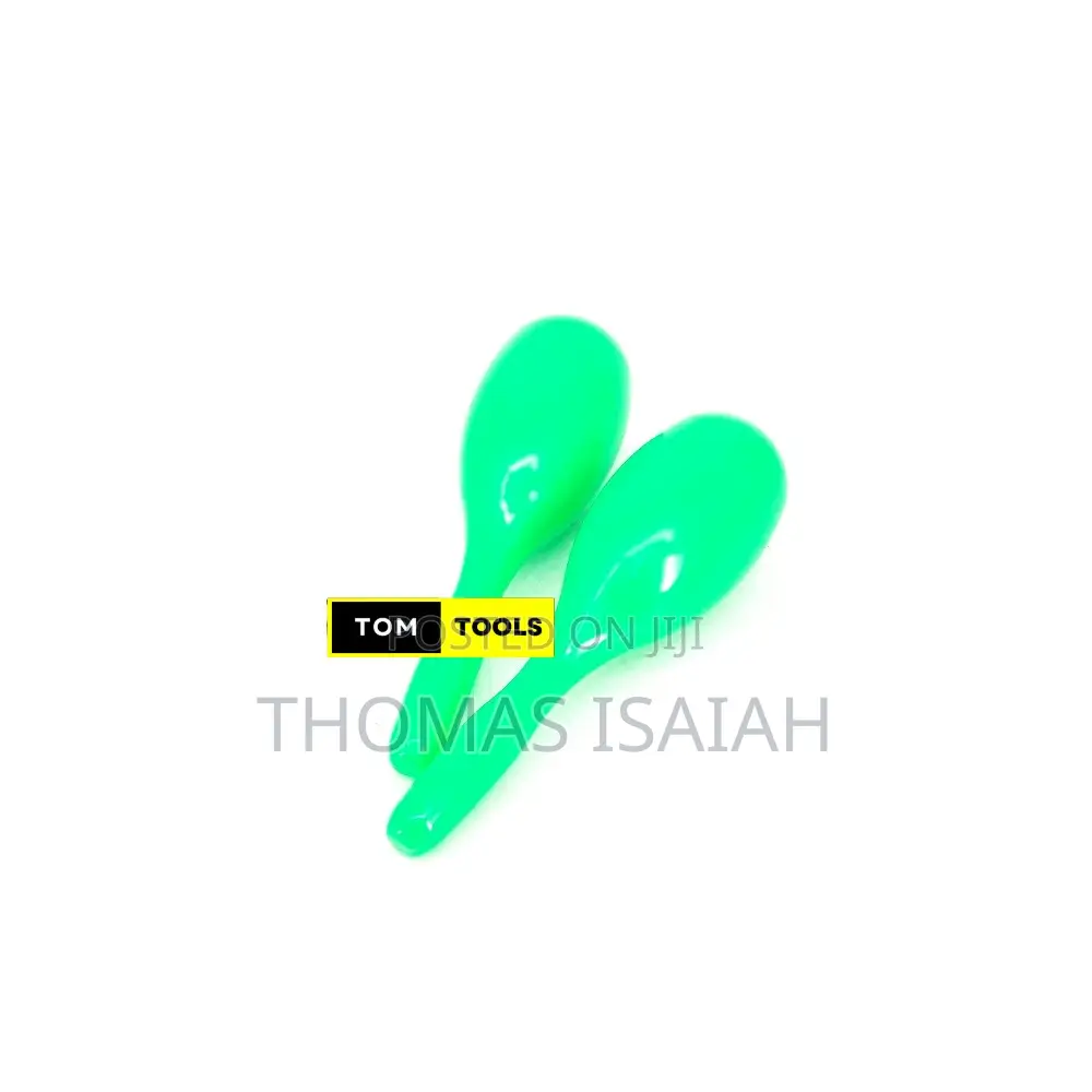 Green 20cm Full Size Plastic Maracas Percussions