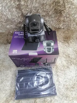 High Quality `Triple Lens 4g Solar PTZ Camera